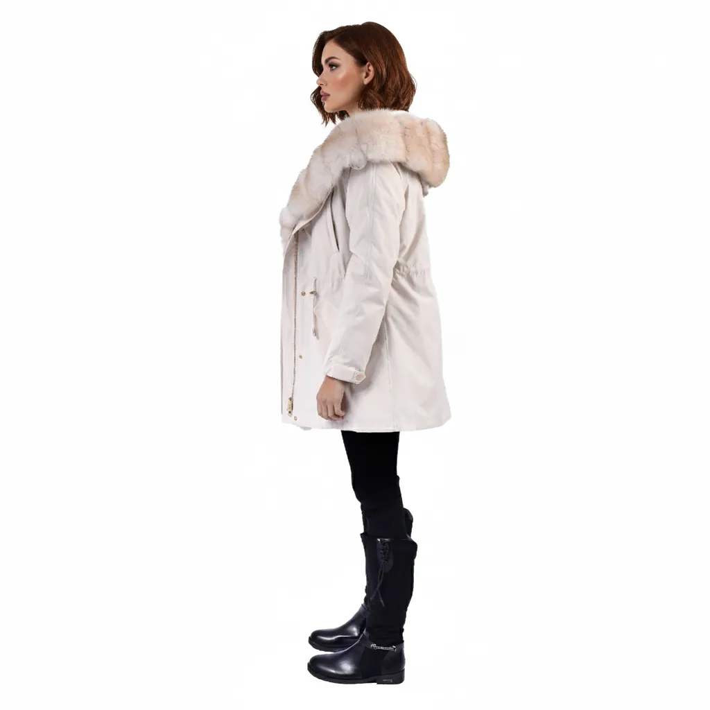 2 -  RAINCOAT Off wight Fur 25RA05 80cm 3.webp