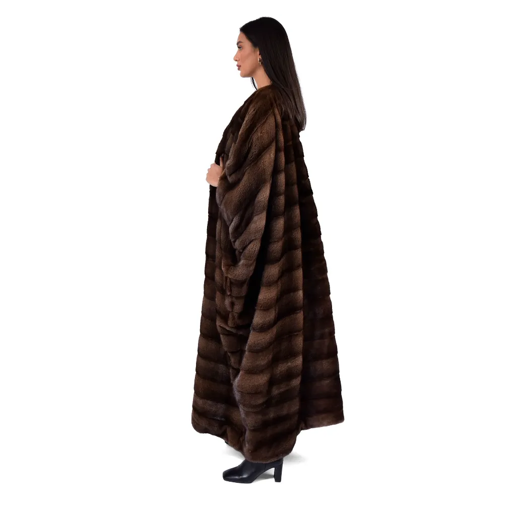 18 - mink bisht C-cut 135cm Brwan 2.webp