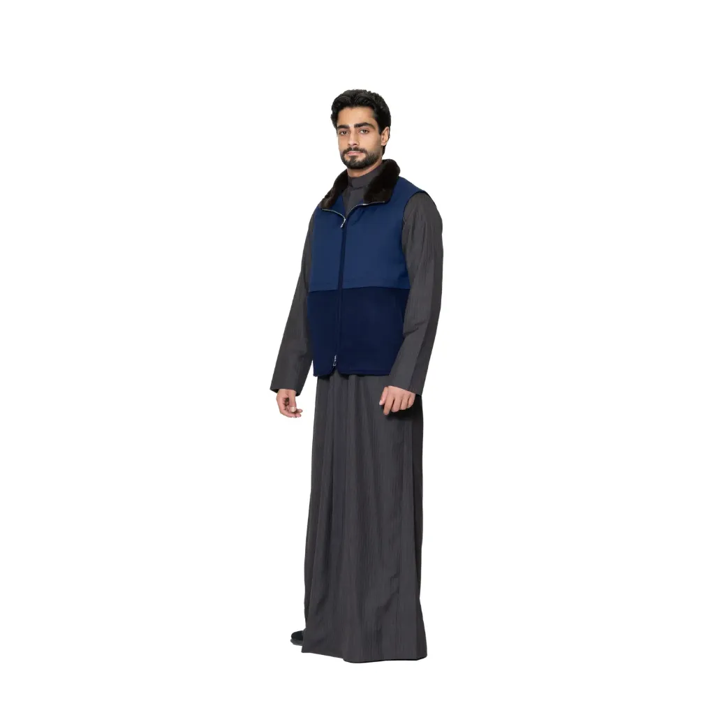 ڤيست كشمير وصوف والبطانه بوليستر  والقلبه كشمير و اتبدل  بفرو الارنب